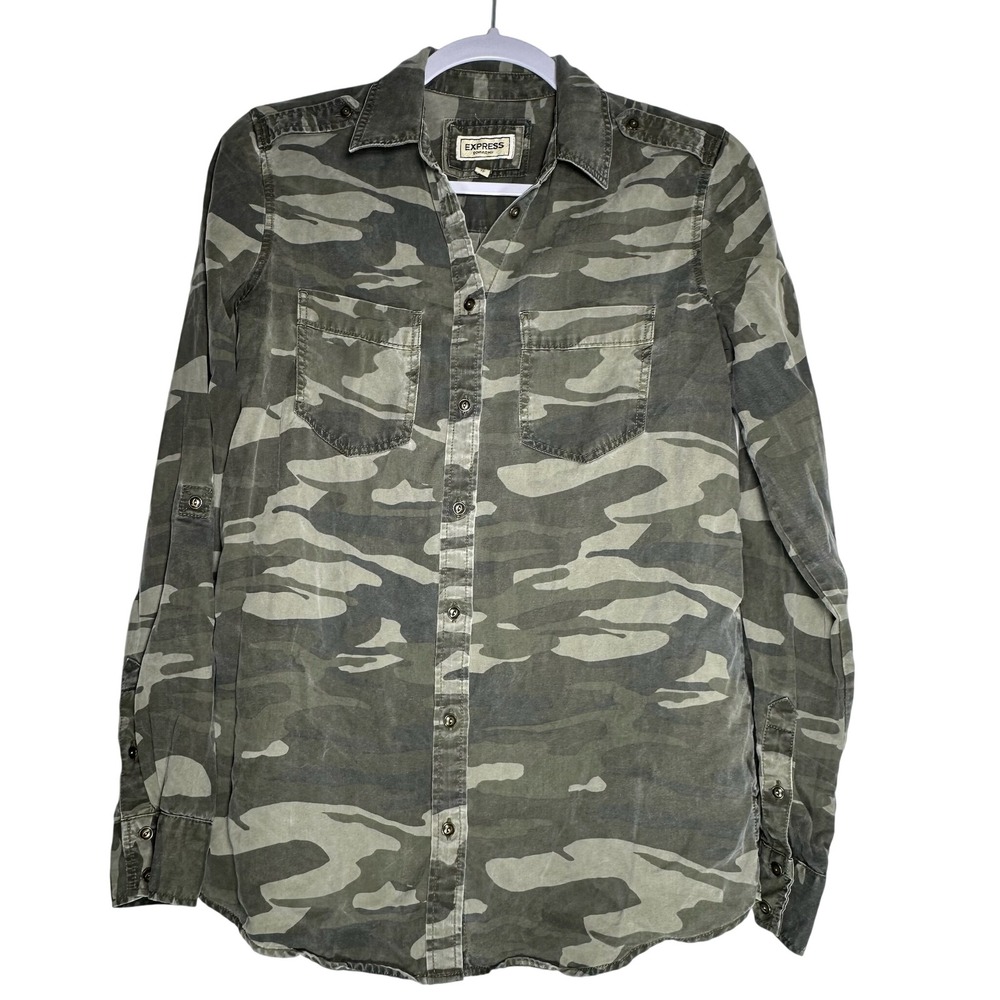 Express‎ Boyfriend Camo Button Down Shirt XS Green Lyocell Roll Sleeve Utility